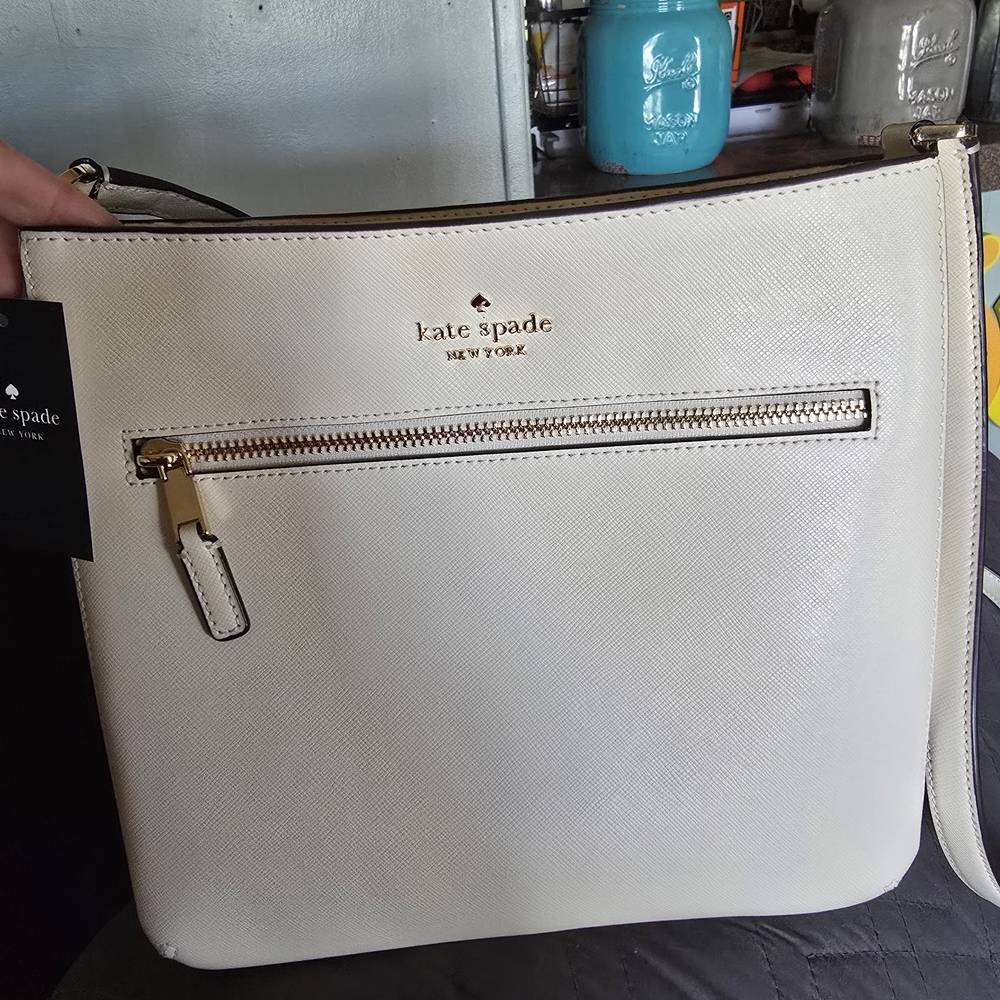 Kate Spade White Crossbody Bag With Matching Wallet